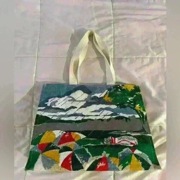 Tote bag
Nice tote bag in fair condition - Picture 1 of 9